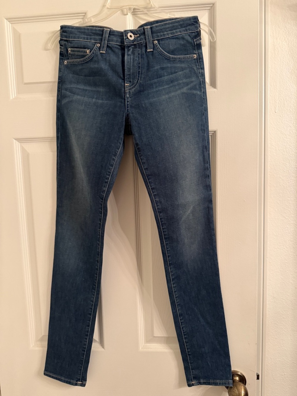 Women's Slim Fit Blue Jeans